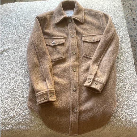 Aritzia Ganna regular length 
size XS tan color - Picture 1 of 4